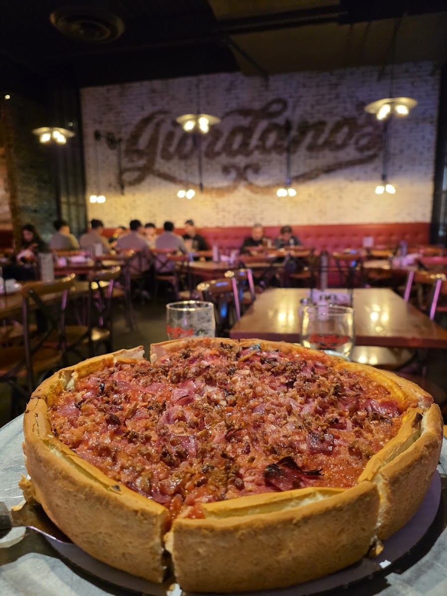 Giordano's-4