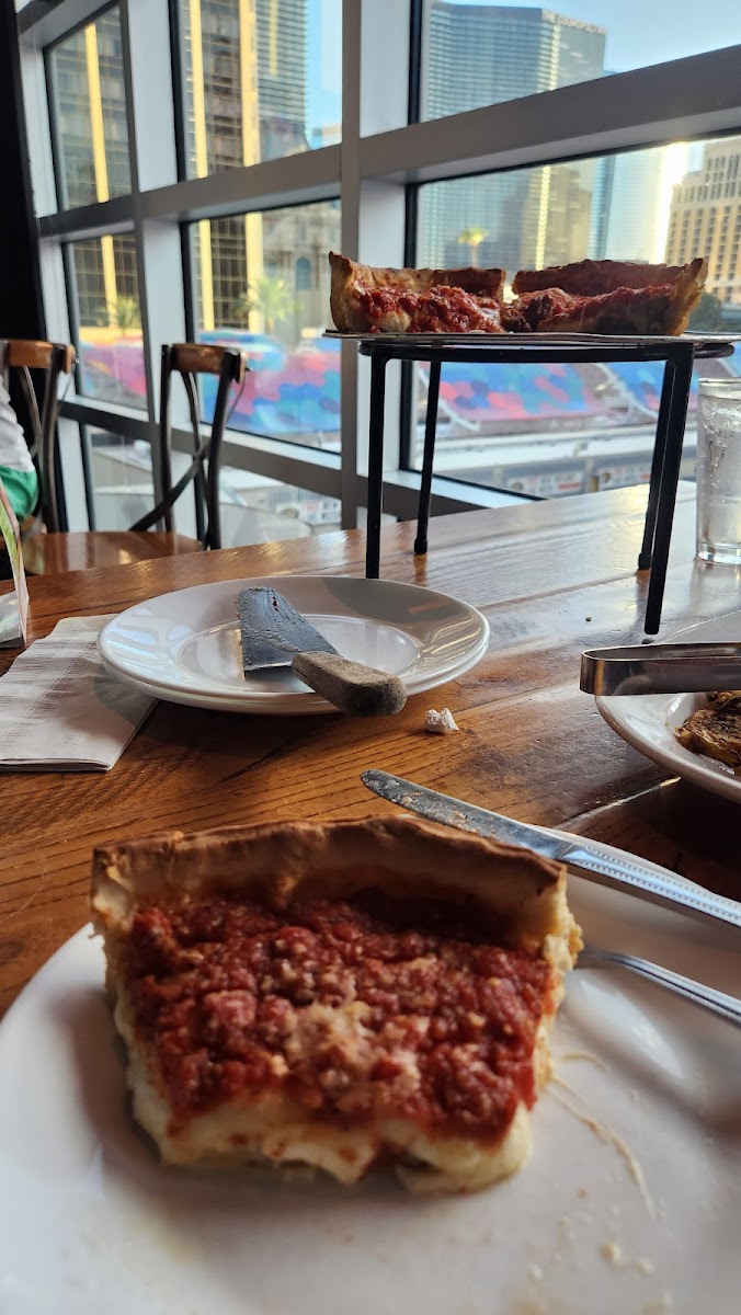 Giordano's-5