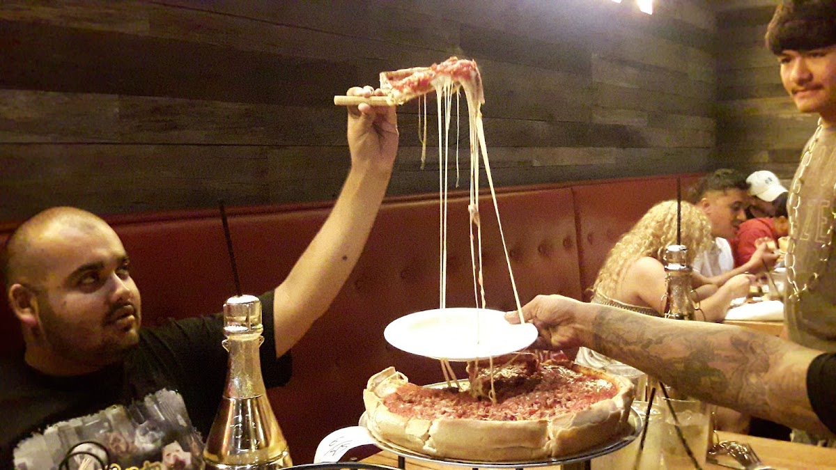 Giordano's-6