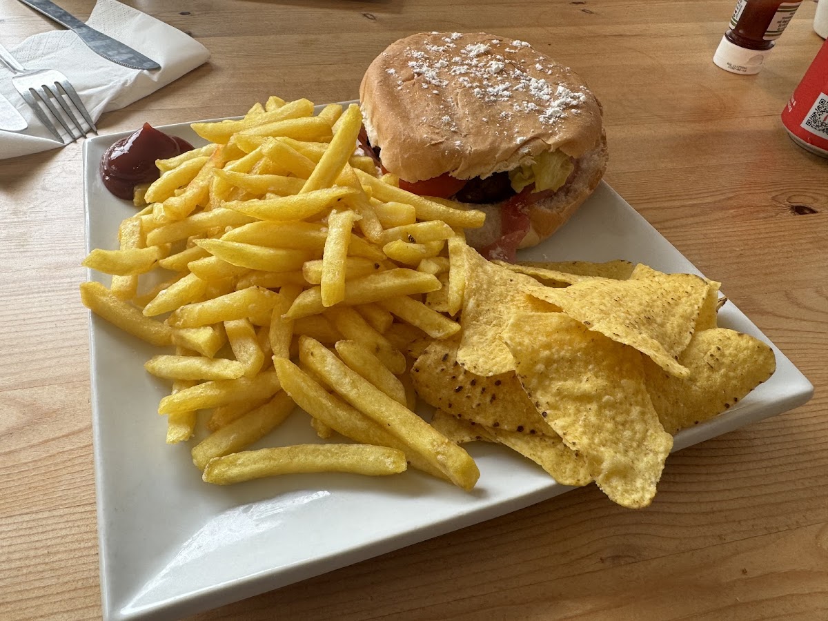 Glen Roy Cafe-9