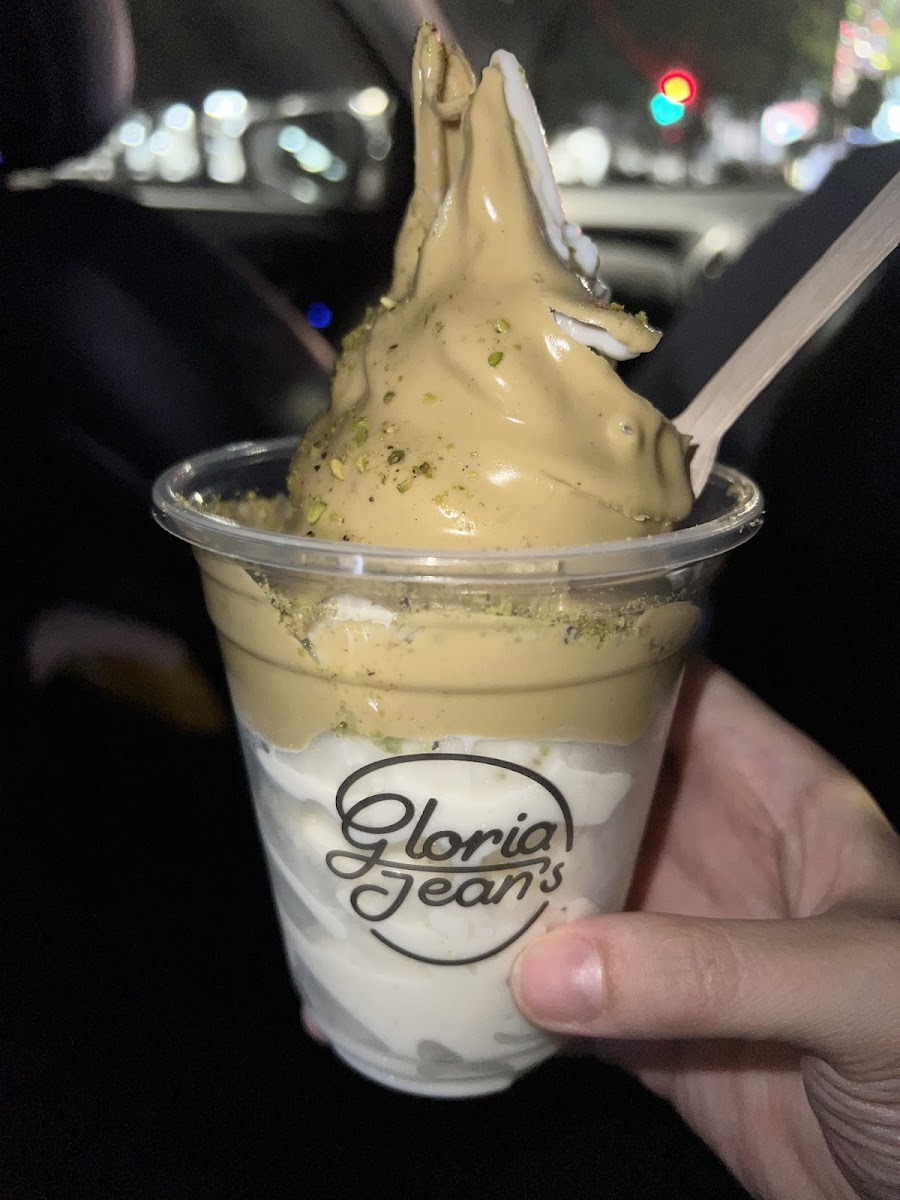 Gloria Jean's Greenacre Drive Thru-2