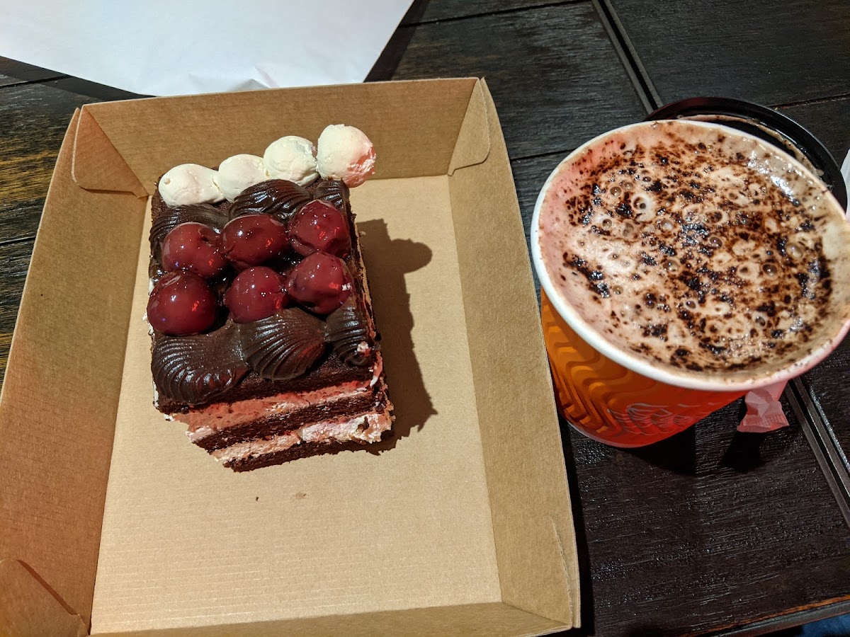 Gloria Jean's Greenacre Drive Thru-9