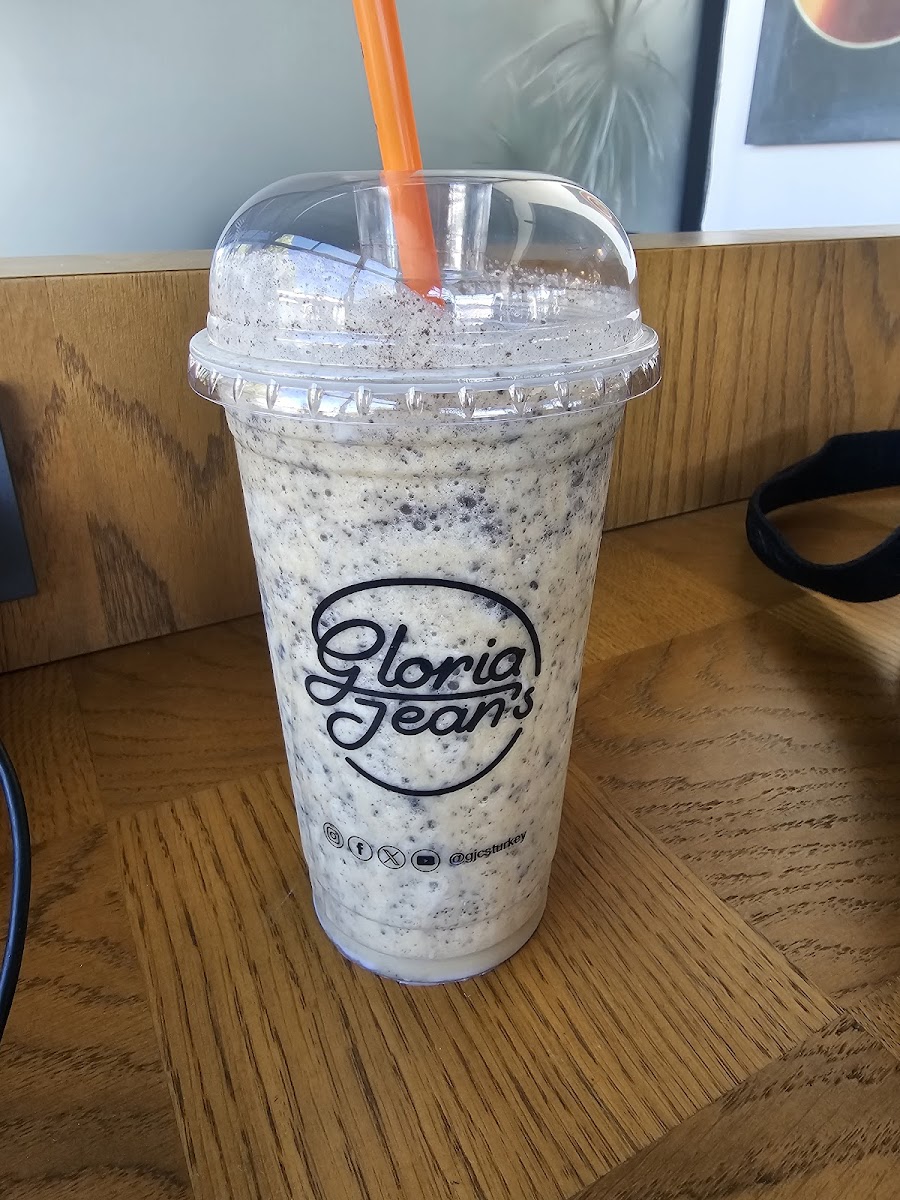 Gloria Jean's-3