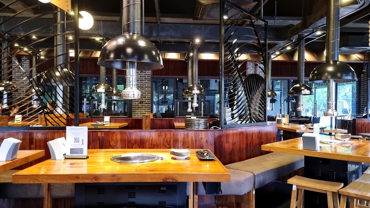 Gogi House