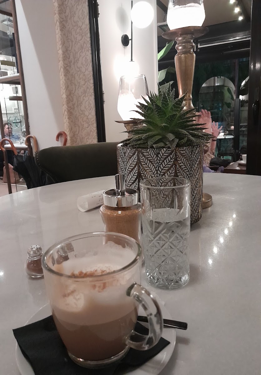 Golden Cup Cafe-8