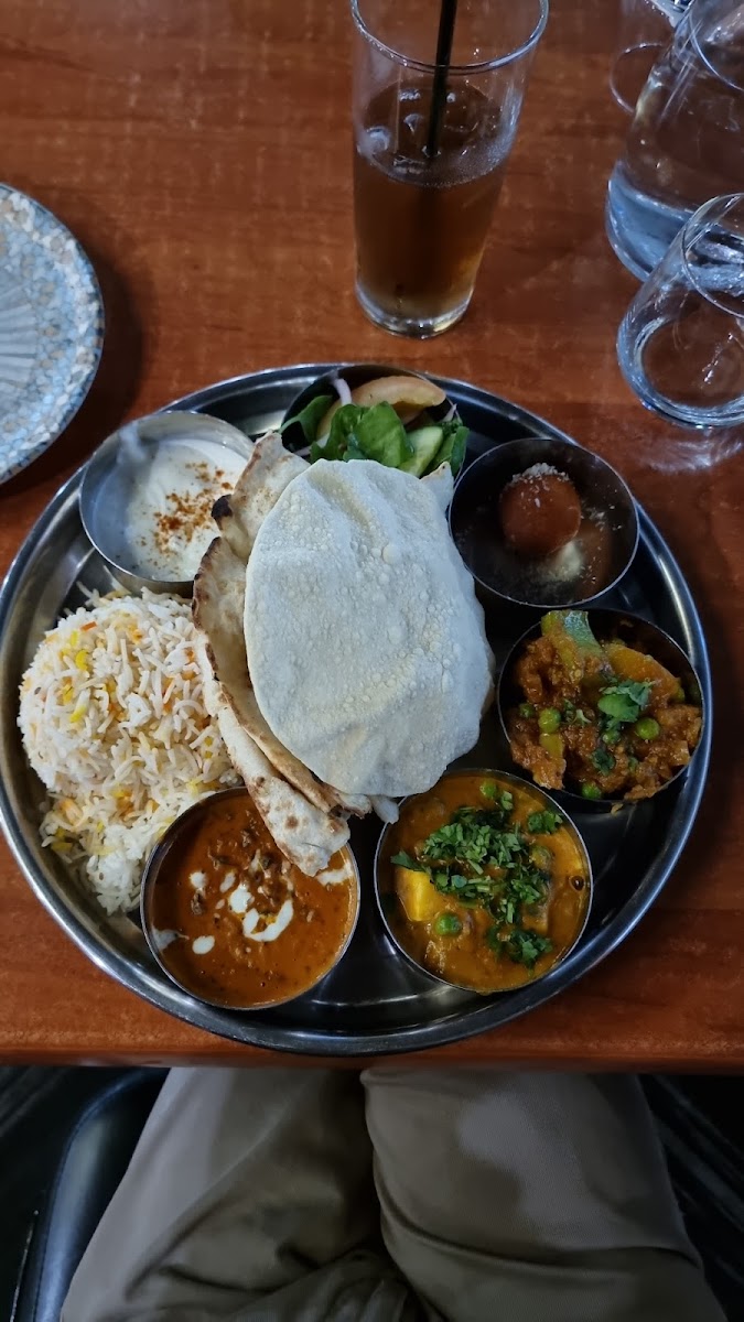 Golden Elephant Indian Restaurant-3