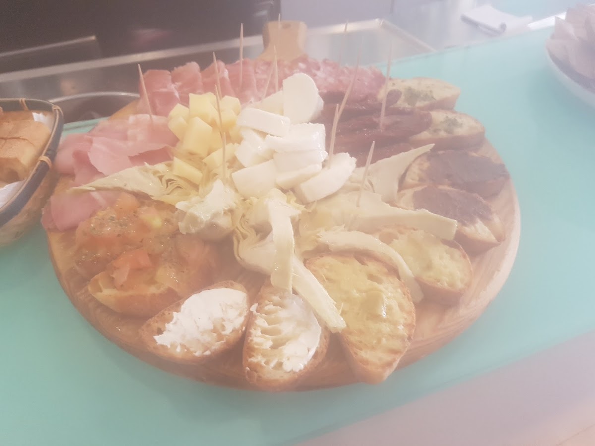 Golden Food & Bar - Ristobrunch , Pizzeria , Paninoteca-9