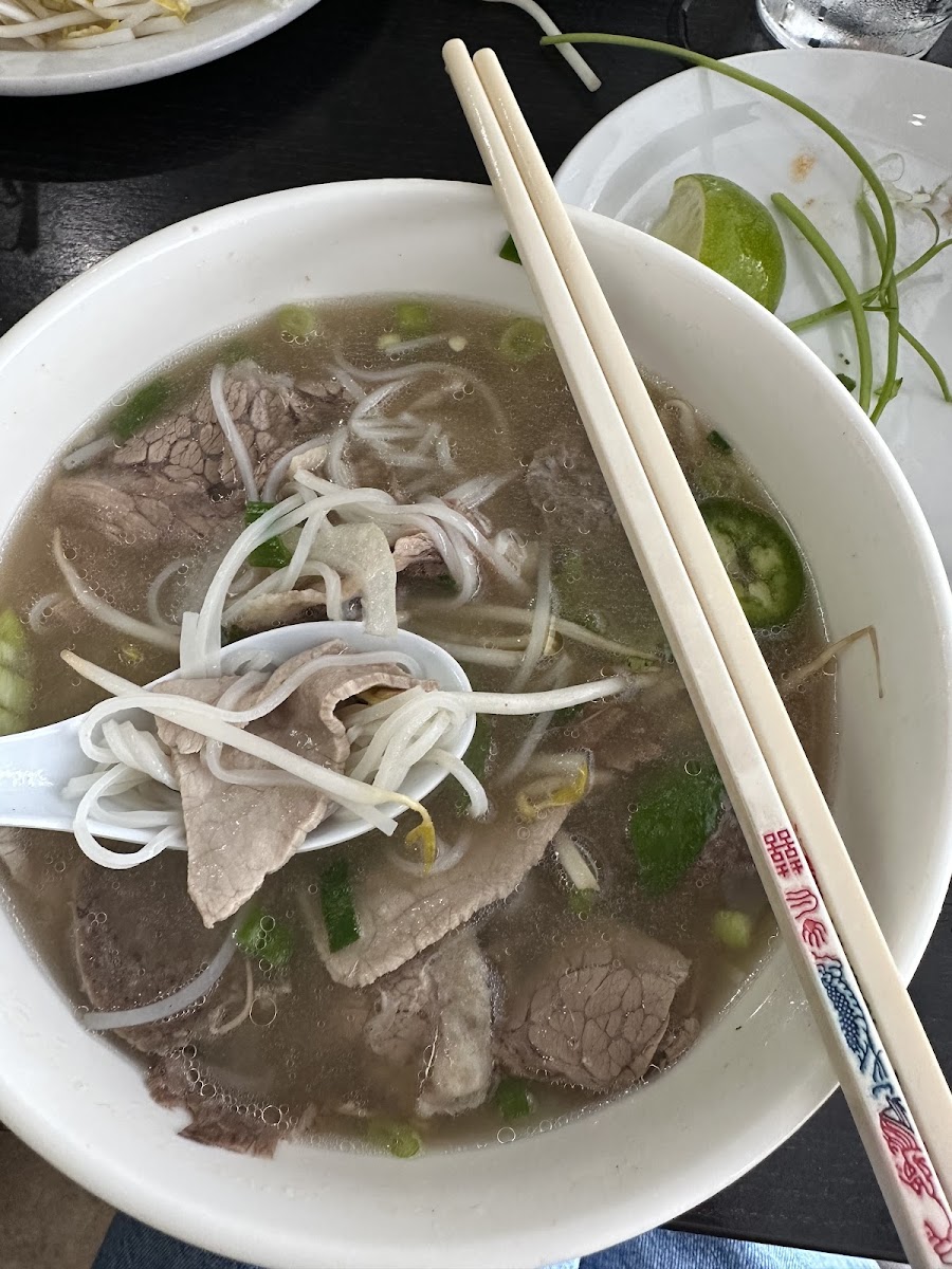Golden Phở & Grill-3