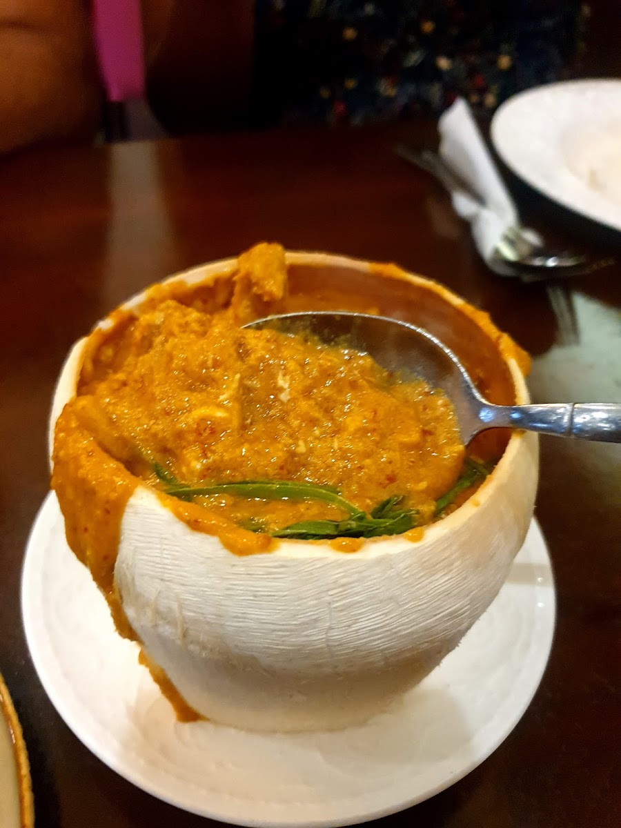 Golden Triangle Thai Cuisine - Auto City-8