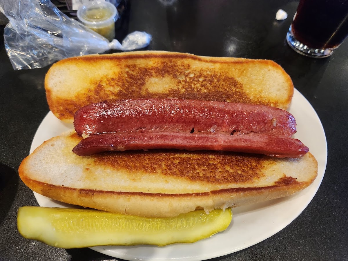 Goldie’S Deli & Restaurant-4