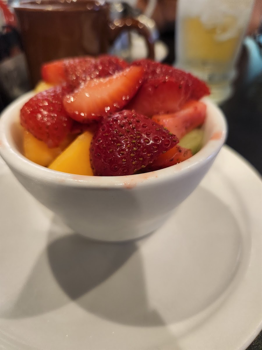Goldie’S Deli & Restaurant-9