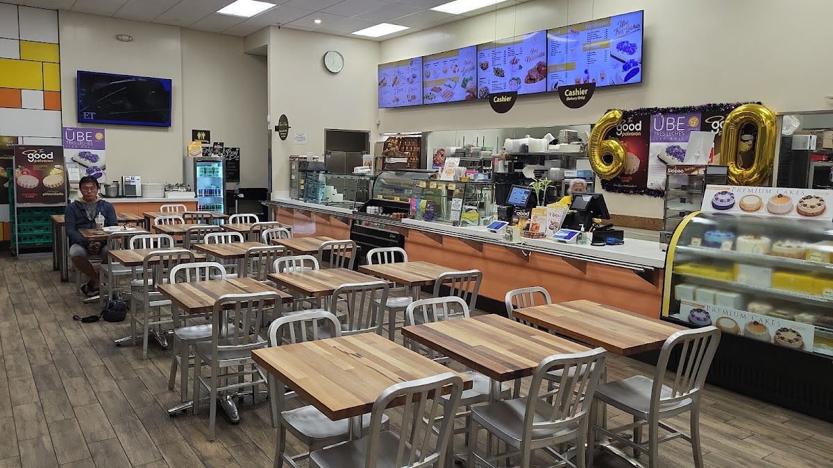 Goldilocks Bakeshop And Restaurant-4