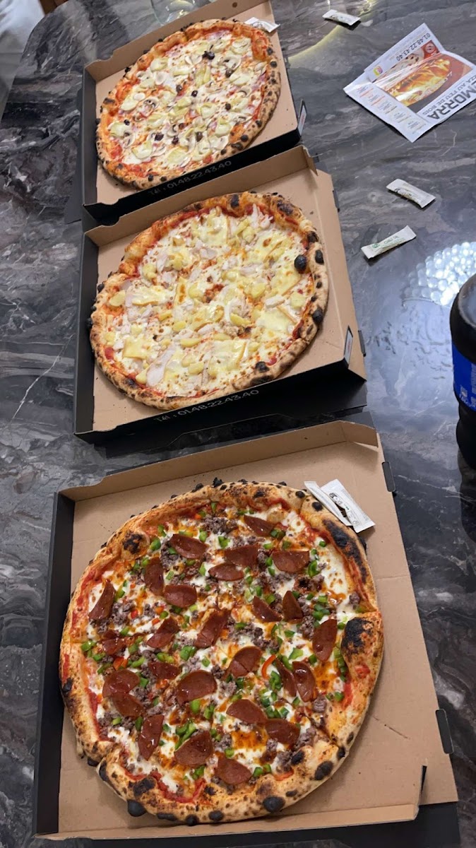 Gomorra Pizza Au Feu De Bois-7