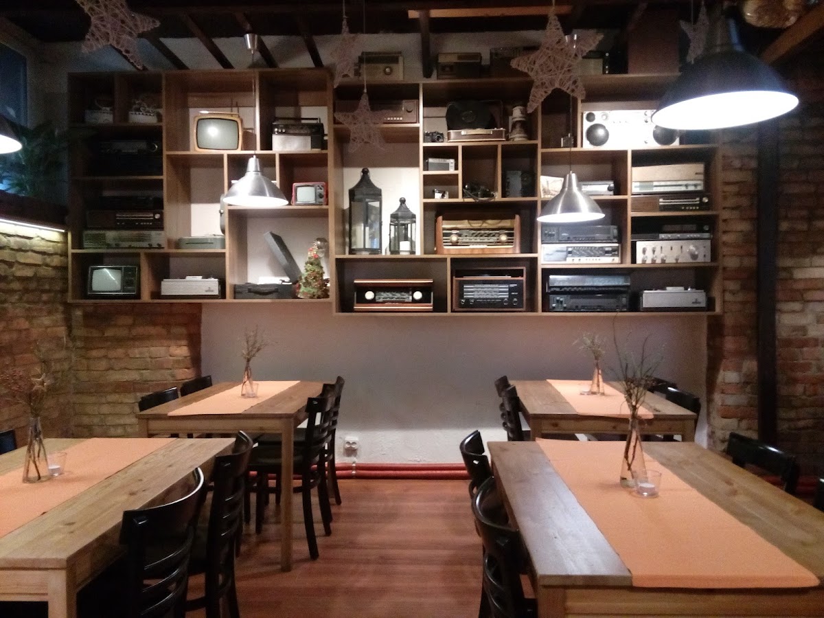 Good Pizza Krakow Nowa Huta-4