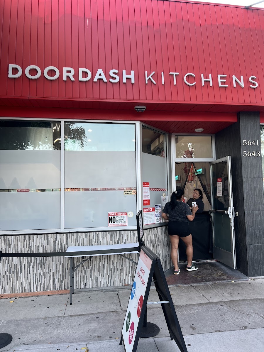 Goop Kitchen