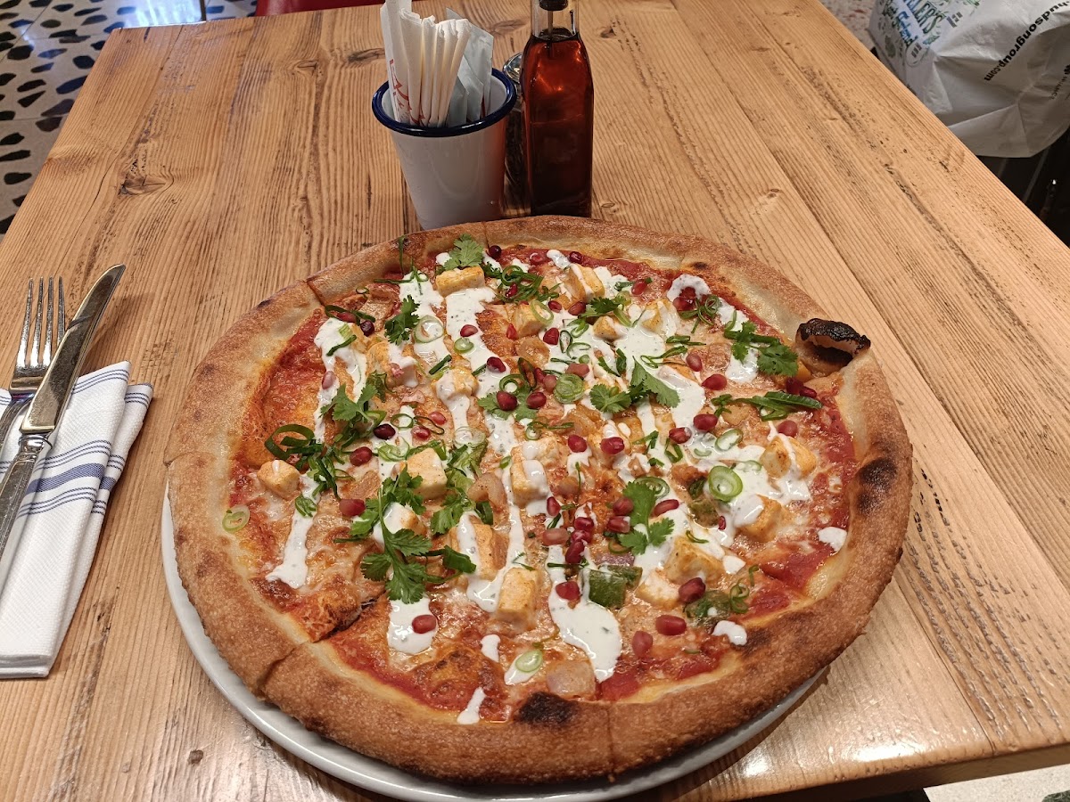 Gordon Ramsay Street Pizza-5