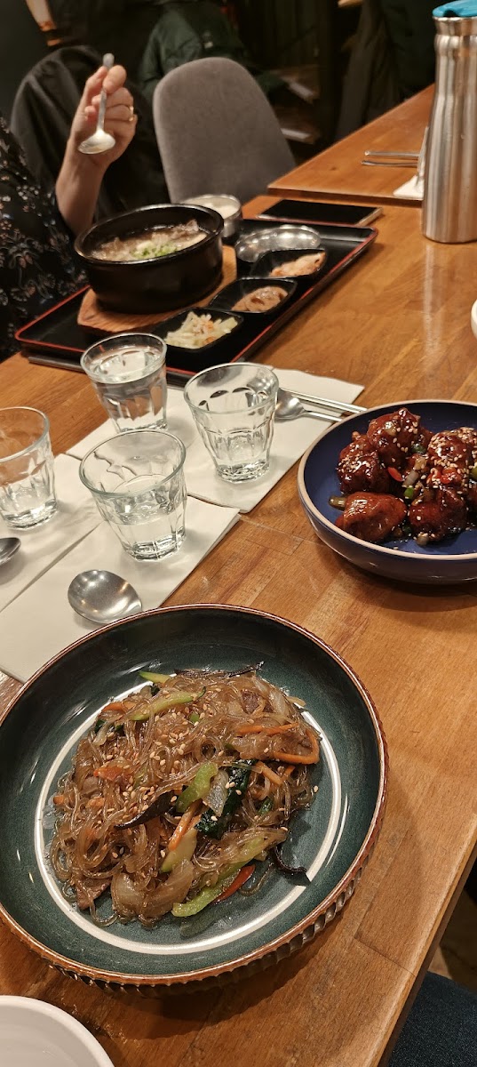 구이 레스토랑 Goui Paris-7
