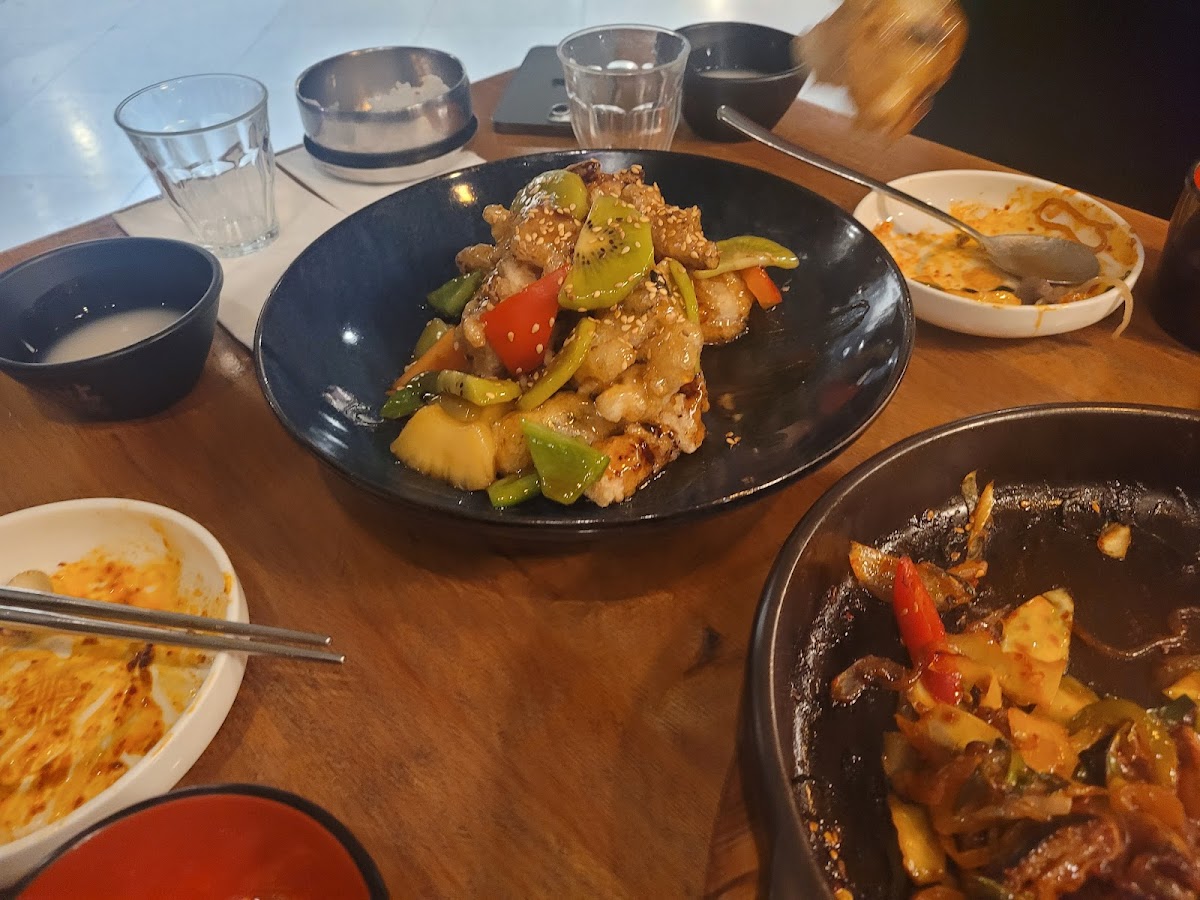 구이 레스토랑 Goui Paris-9