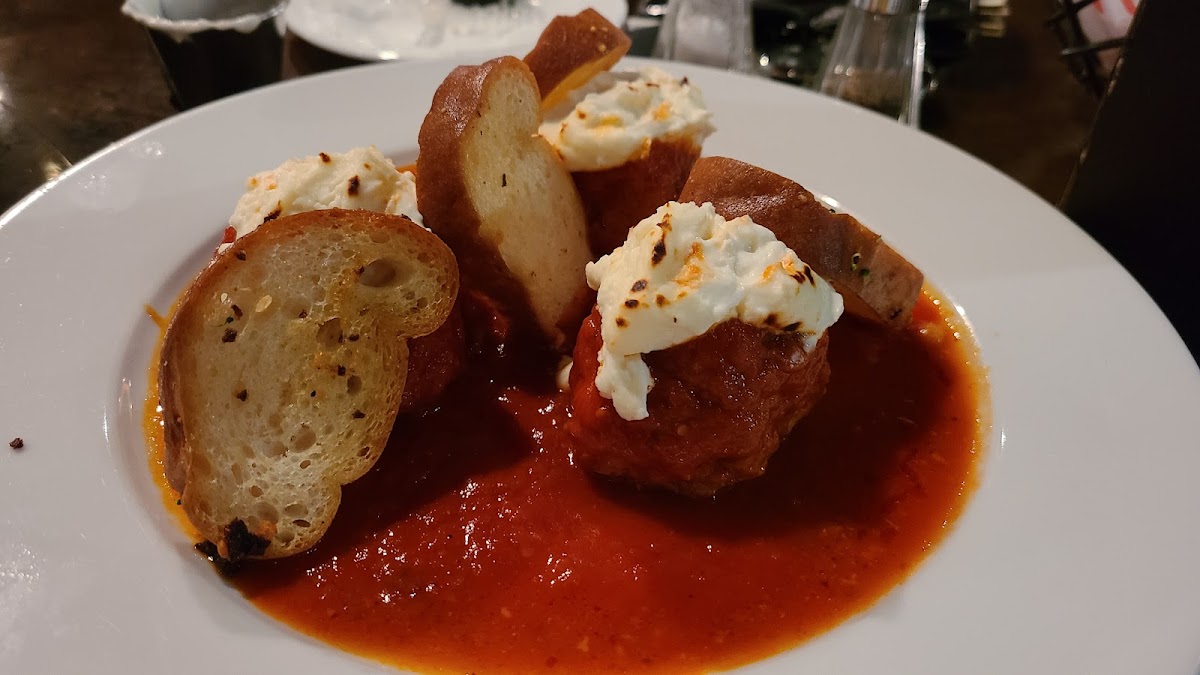 Gourmet Italian Cuisine & Pizzeria-8