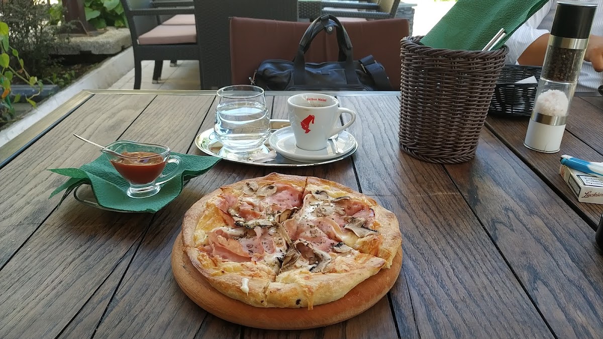 Gradska Kafana-6