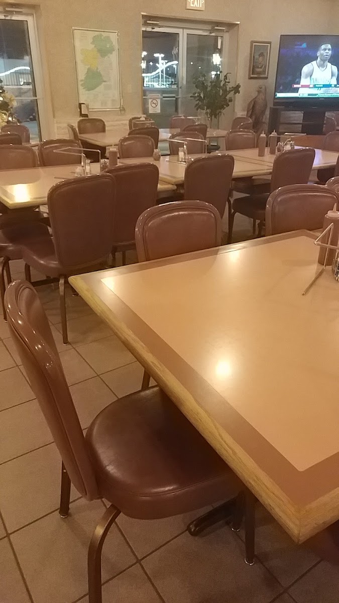 Grady's Pizza-9