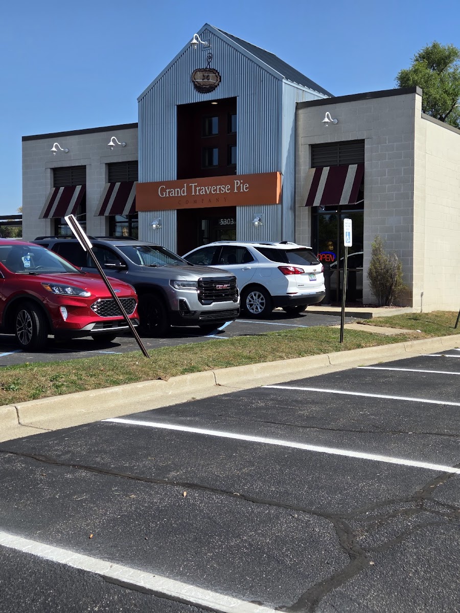 Grand Traverse Pie Company-3