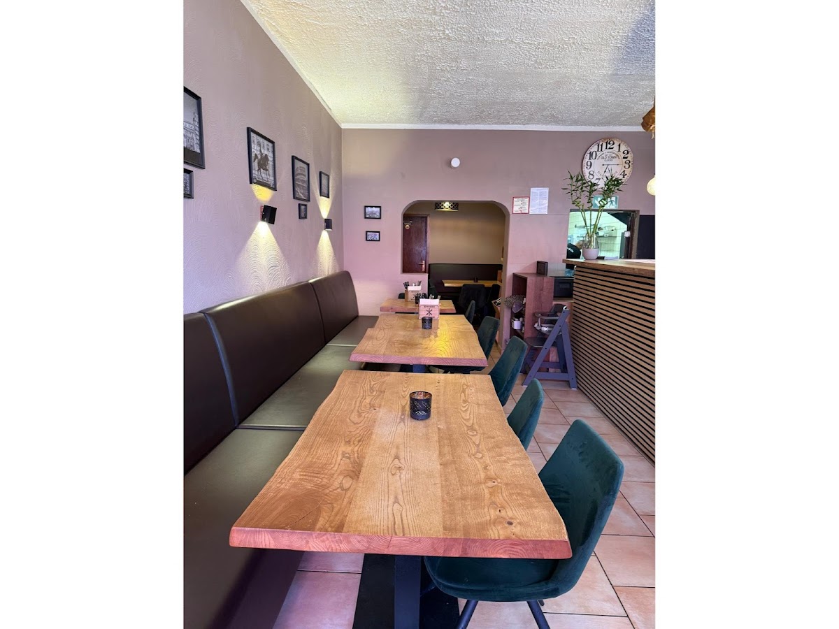 Grande Ella Restaurant