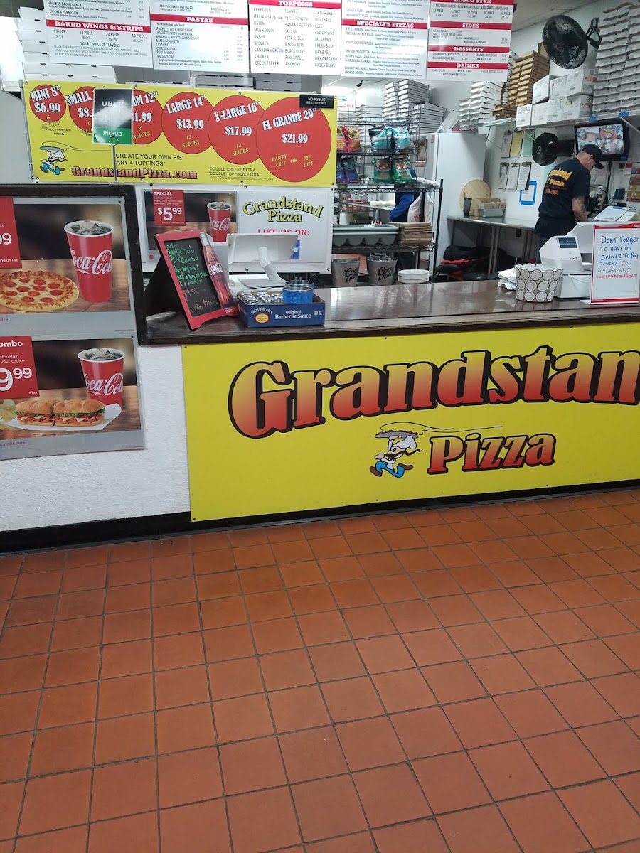 Menu Grandstand Pizza-10