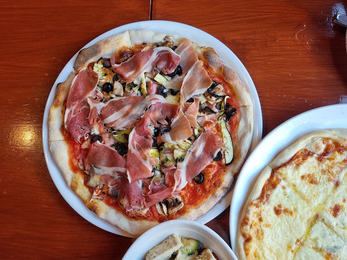 Grappa Pizzeria-7