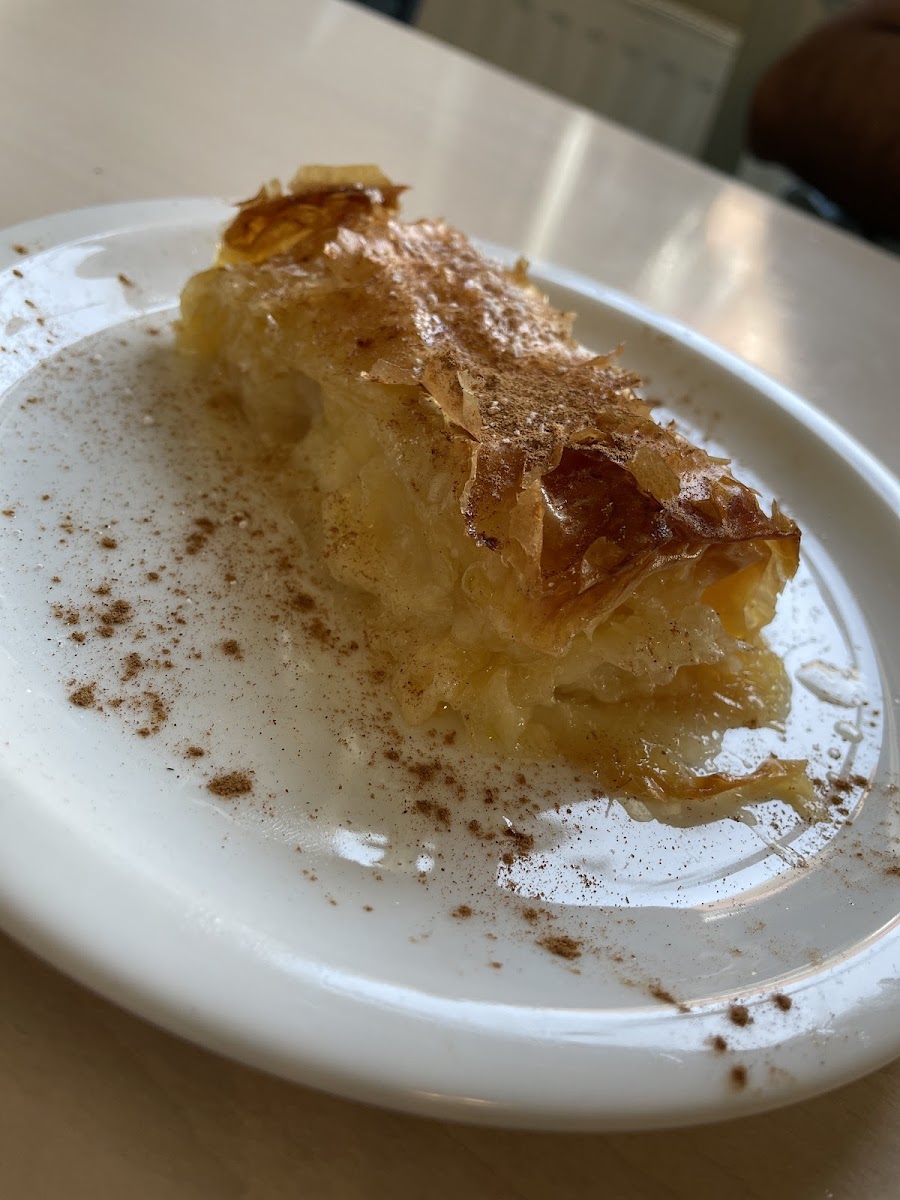 Greek Grill - Gyros & More-10