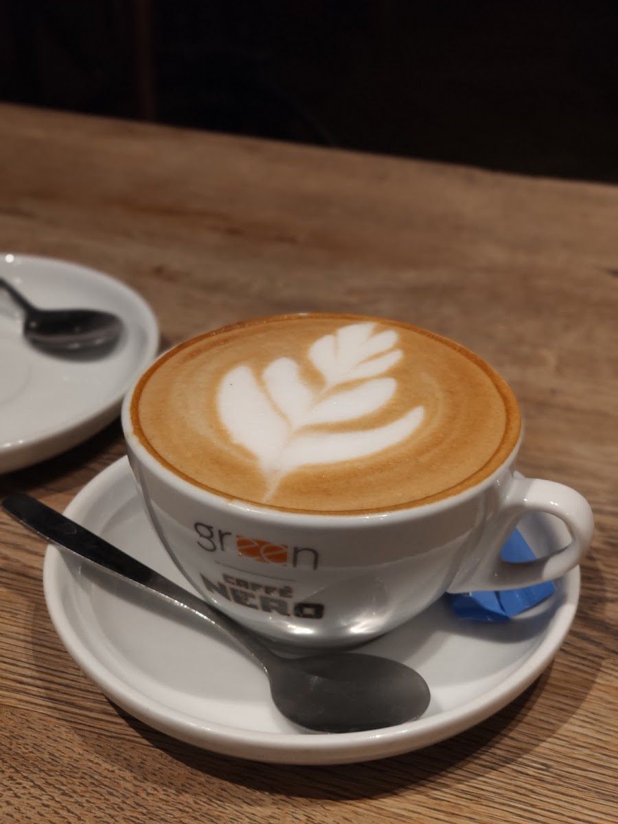 Green Caffè Nero-10