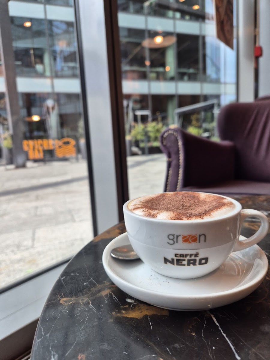 Green Caffè Nero-3