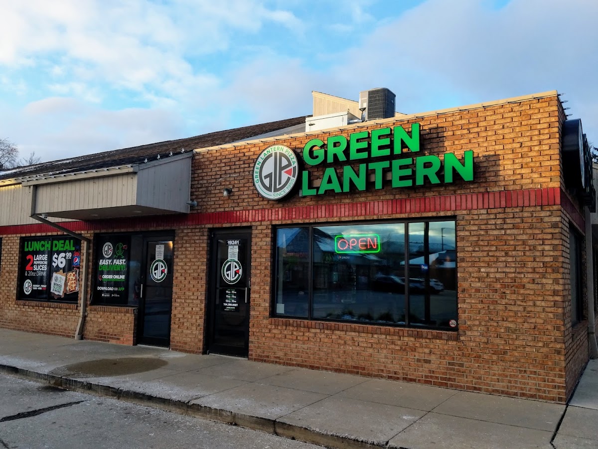 Green Lantern Pizza