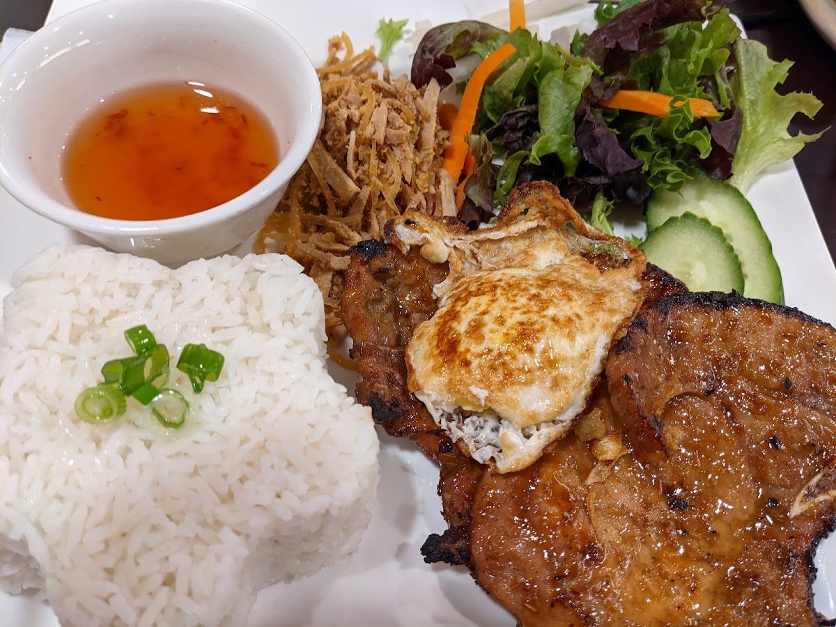 Green Leaf Bistro-6