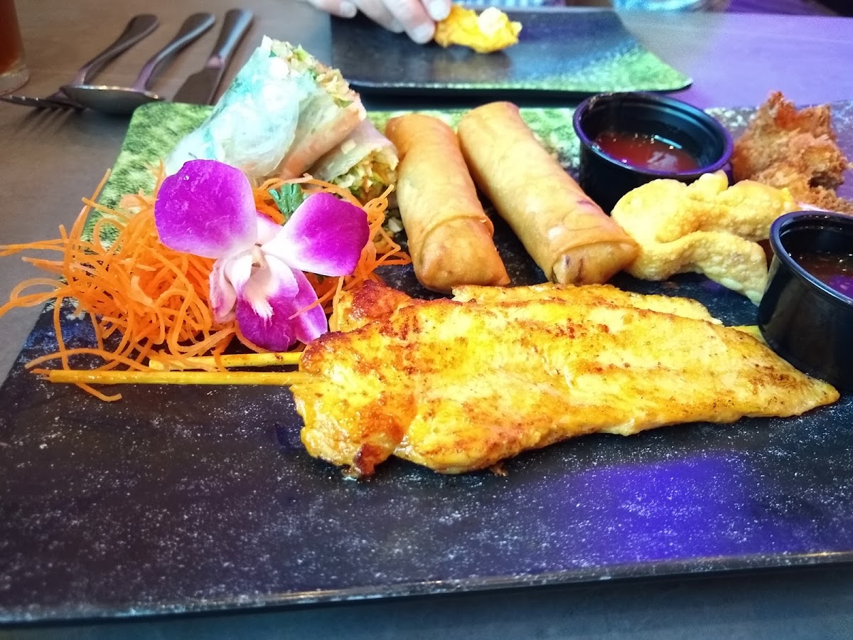 Green Papaya Thai & Sushi (210 Location)-8