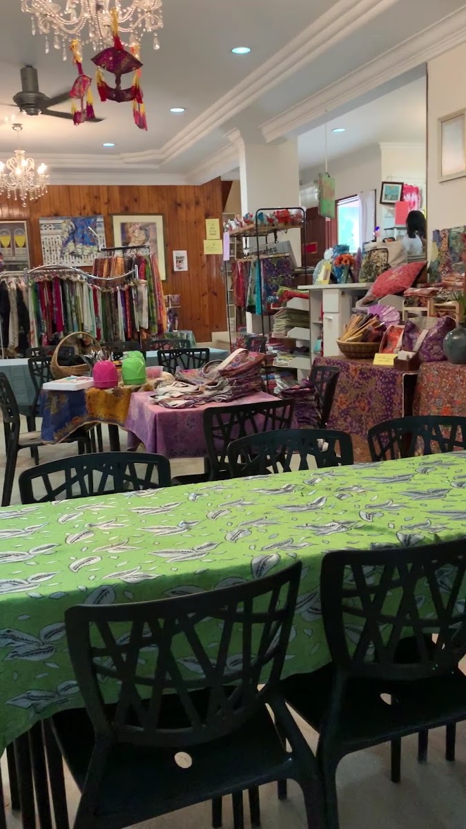 Green Tomato Cafe-2