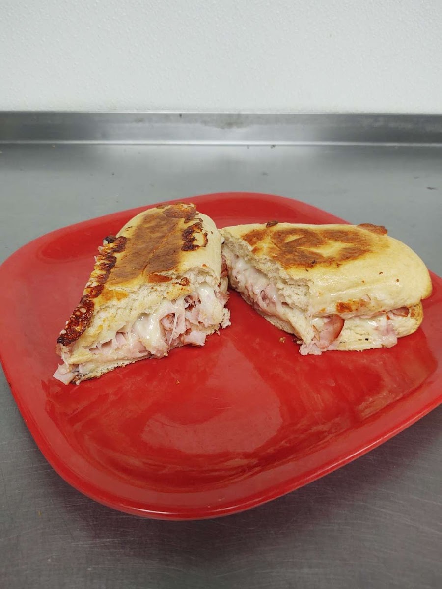 Griffin's Pizza House-10