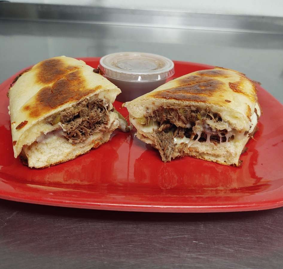 Griffin's Pizza House-4