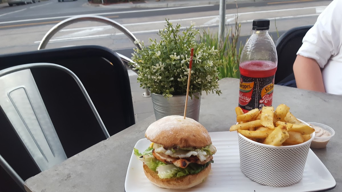 Grill'd Burgers - Elsternwick-10