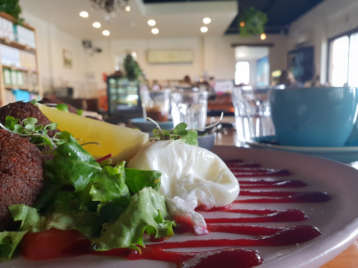Grounded Grocer & Cafe-7