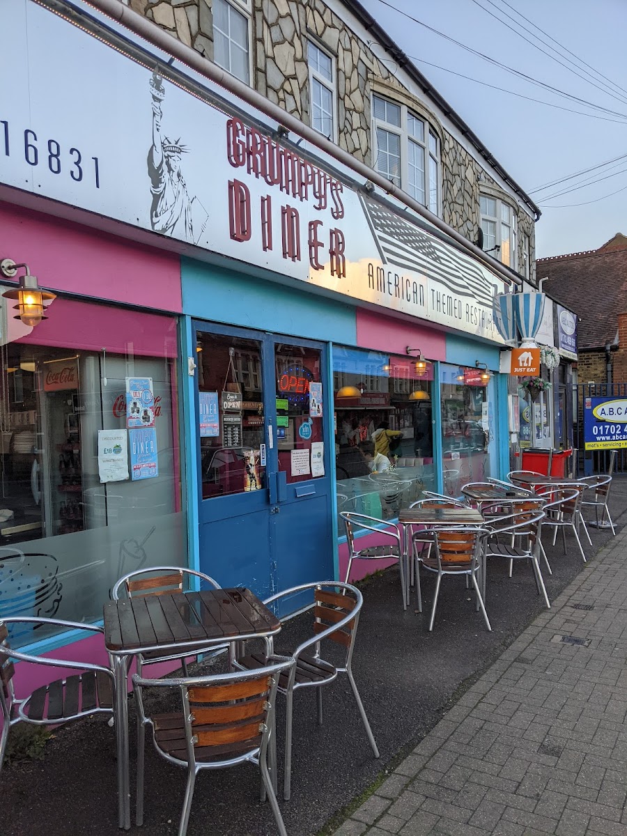 Grumpy's Diner