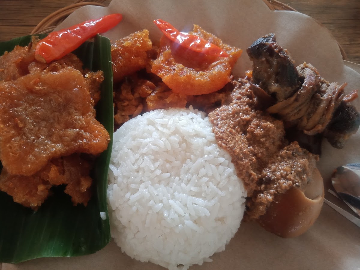 Gudeg Yu Djum Wijilan 31-8