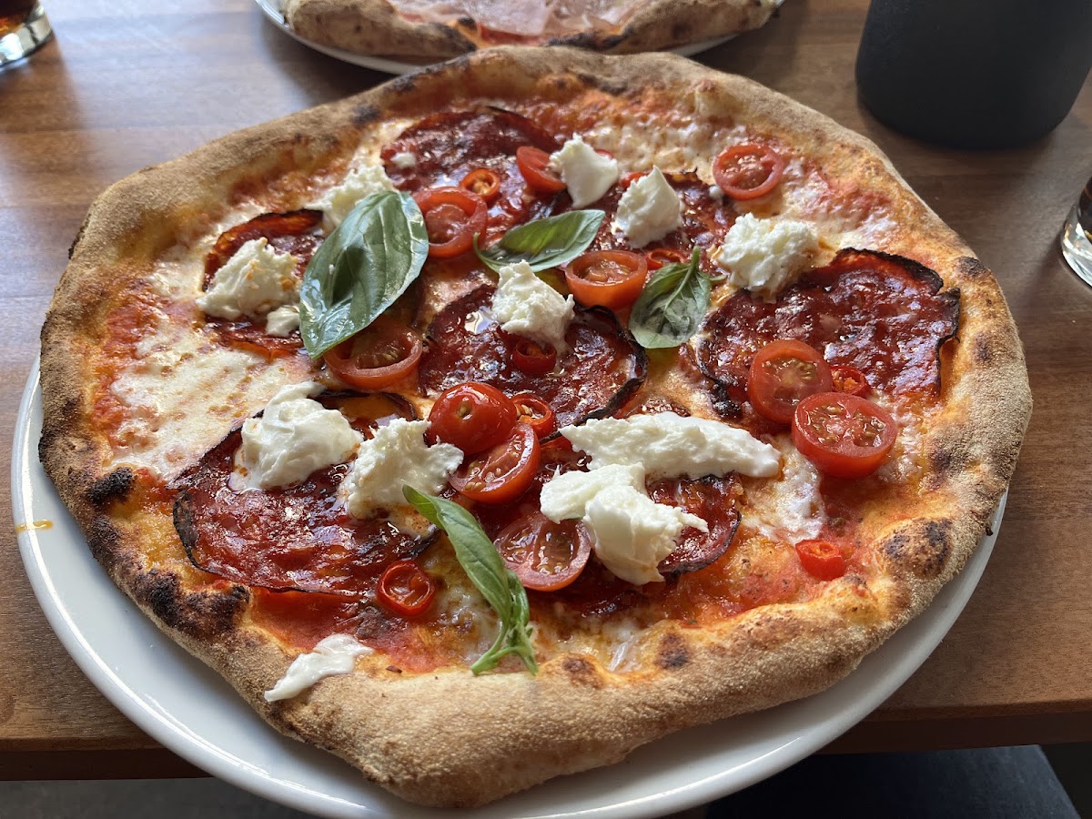Guido's Pizza Grani-6