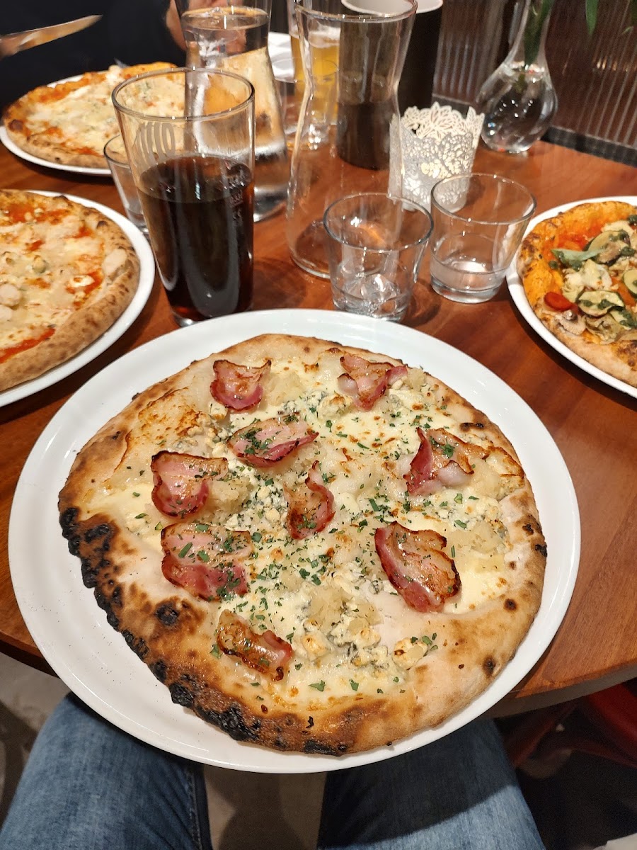Guido's Pizza Grani-9