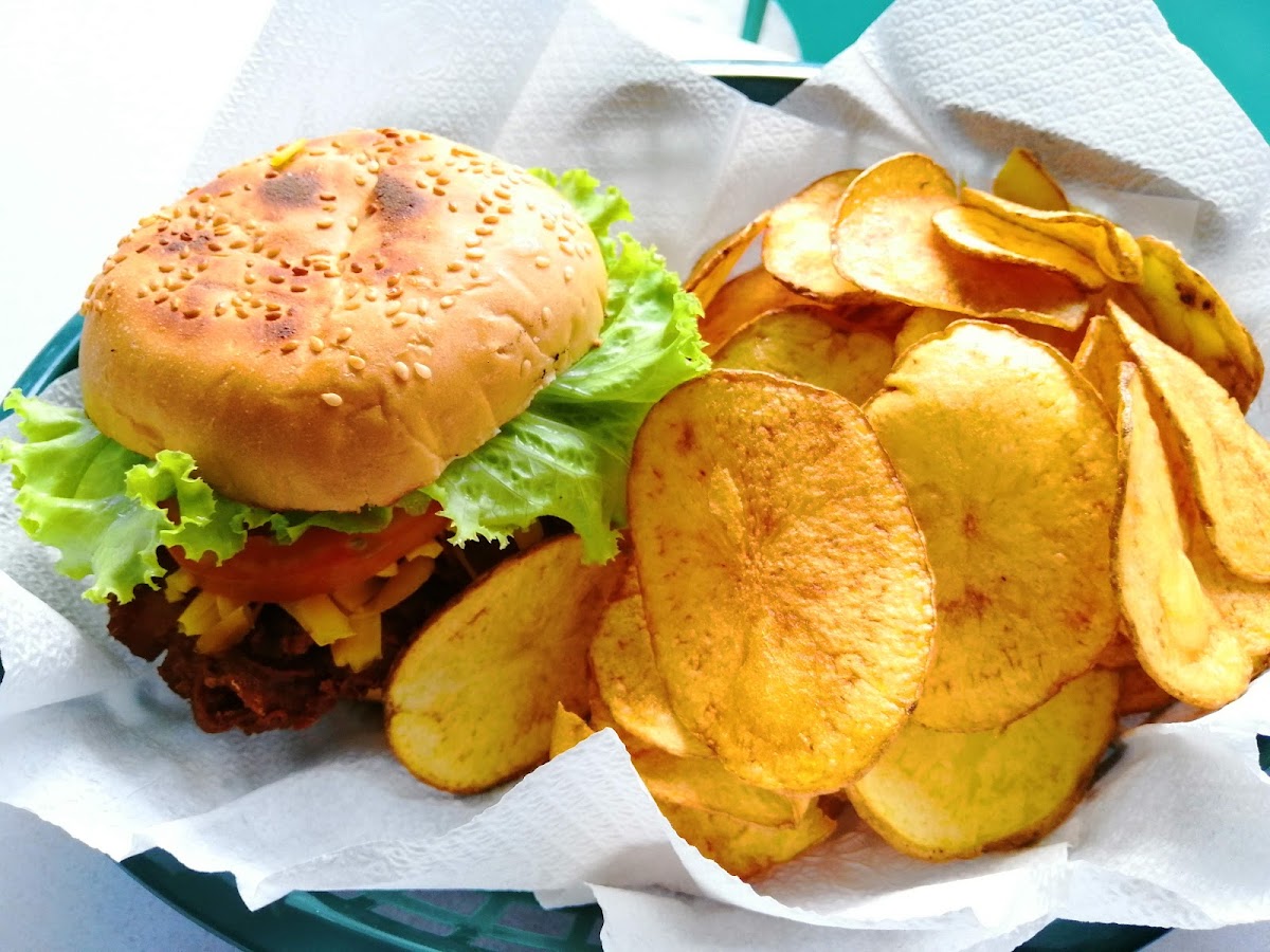 Gunny's All American Burgerhouse-8