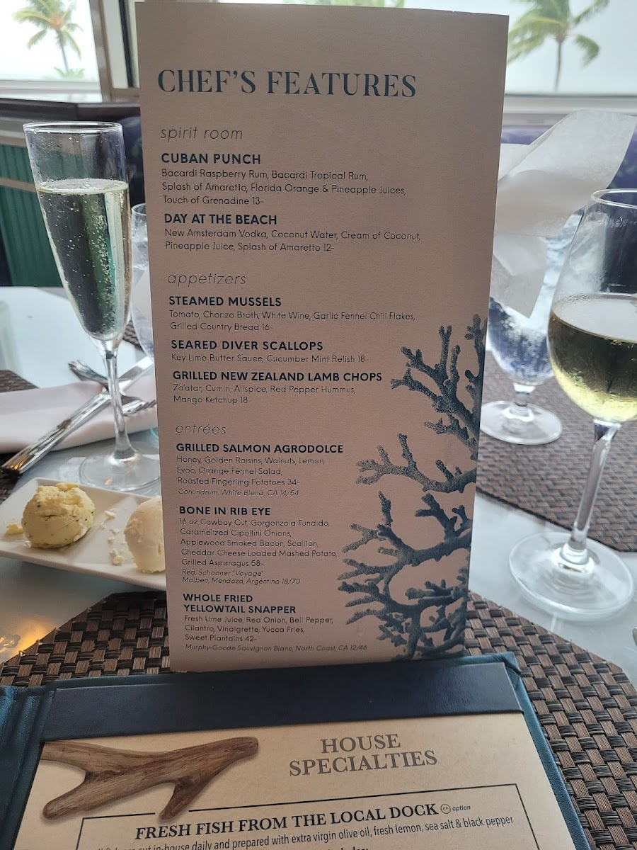 Menu Gus' Grille - Reefhouse Resort & Marina-7