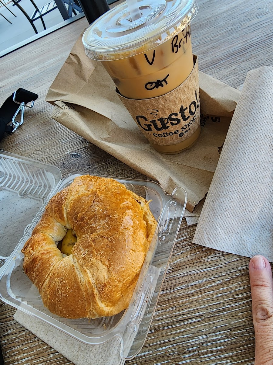 Gusto Coffee Shop - Creekside-5