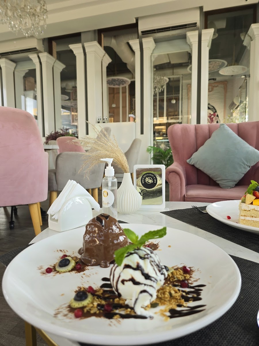 Gusto Restaurant & Cafe مطعم و كافيه جوستو-6