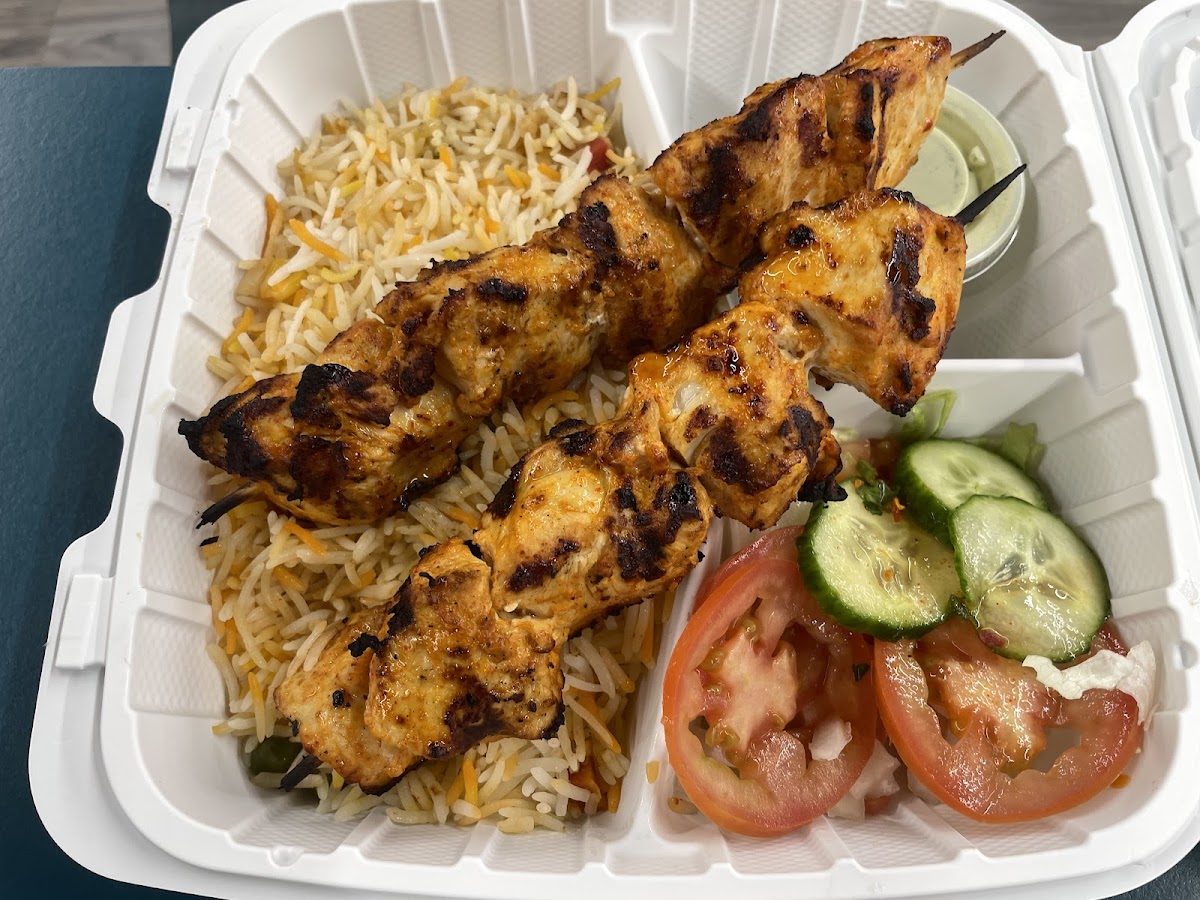 Gyro Hub & Mediterranean Grill-6