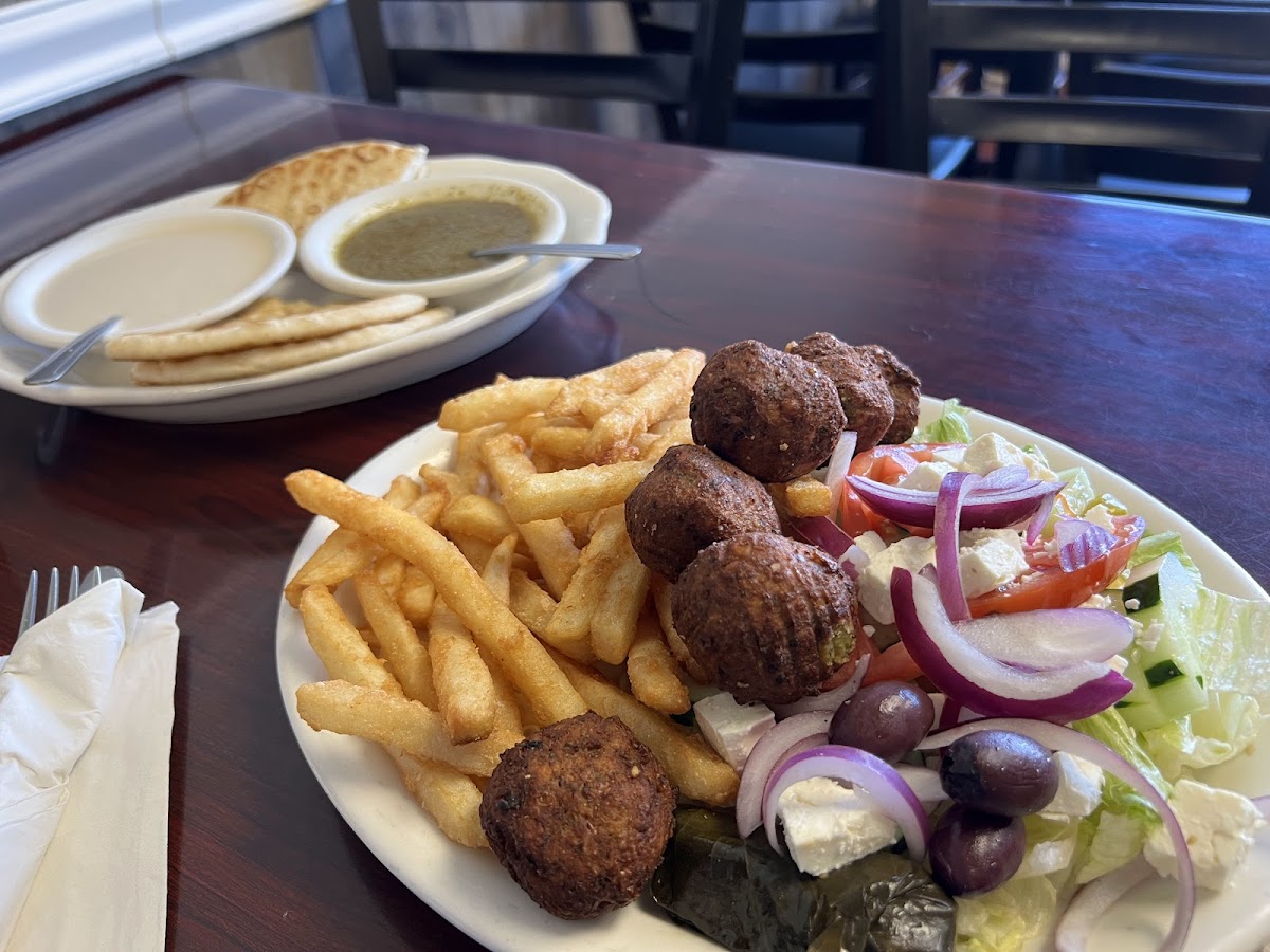 Gyros & Heros-2